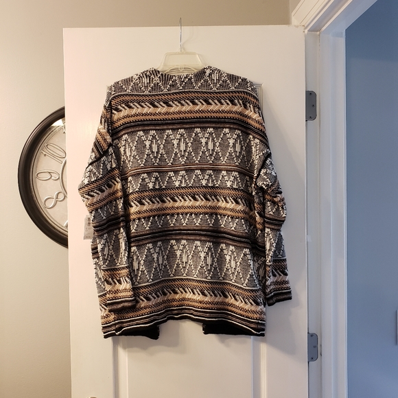 NWT OLD NAVY aztec pattern cardigan size S - Picture 2 of 12